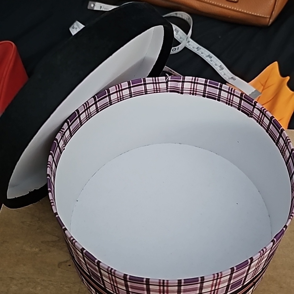 NWT Small Decorative Box - Picture 2 of 5